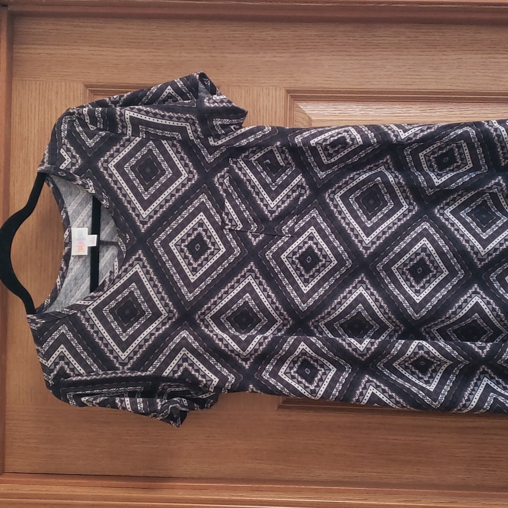 Lularoe Carley